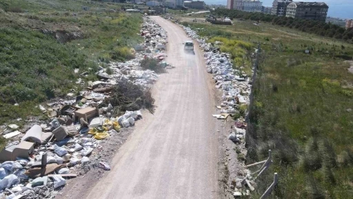 Bir yıl önce temizlenen yer çöplüğe döndü
