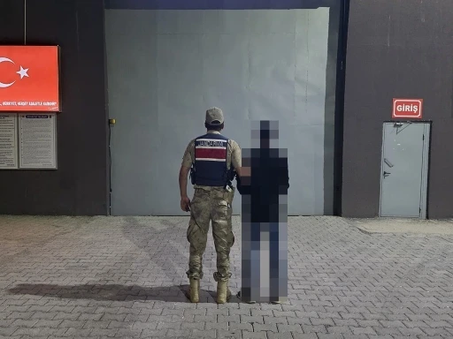 Birecik&rsquo;te aranan şahıs yakalandı
