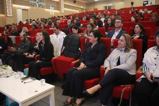 Biruni &Uuml;niversitesi ev sahipliğinde "Sağlıklı Yaşam Tıbbı" sempozyumu d&uuml;zenlendi
