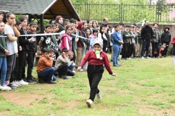 Bitlis’te ‘Geleneksel Sokak Oyunları Şenliği’ düzenlendi
