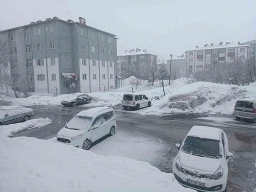 Bitlis&rsquo;te kar yağışı
