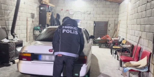 Köpekli Uyuşturucu Sevkiyatı Engellendi