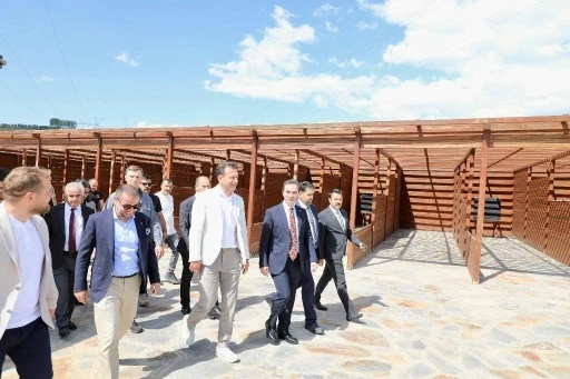 Bitlis Valisi Karakaya, 1071 Malazgirt Zaferi’nin kutlanacağı alanda incelemelerde bulundu
