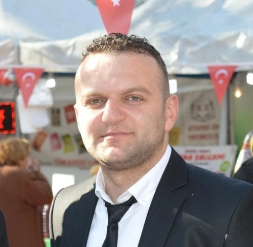 Böbrek ameliyatı sonrası hayatını kaybeden Ekrem Şarlı’nın ölümü ile ilgili Adli Tıp hastaneyi sorumlu tuttu
