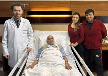 Böbrek kanserinden robotik cerrahi ile kurtuldu
