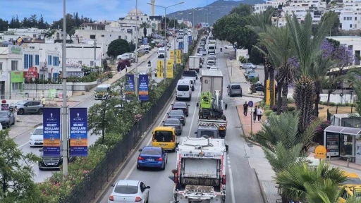 BODRUM&rsquo;A 24 SAATTE 20 BİN ARA&Ccedil; GİRİŞ YAPTI