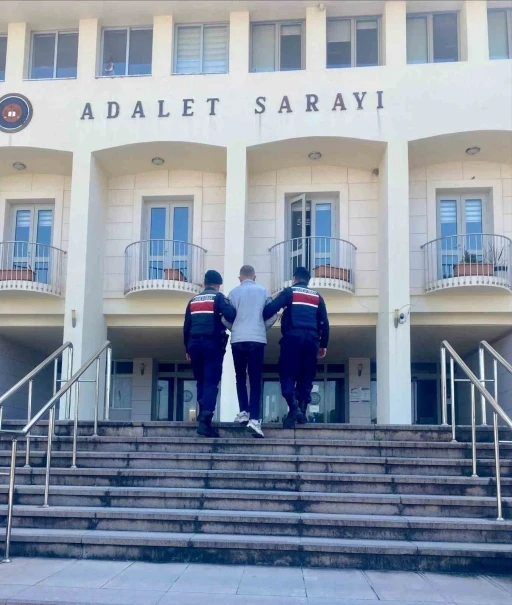 Bodrum’da 4 suçtan aranan şahıs yakalandı
