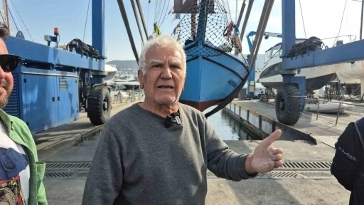 Bodrum&rsquo;da 65 yaşındaki teknesine g&ouml;z&uuml; gibi bakıyor
