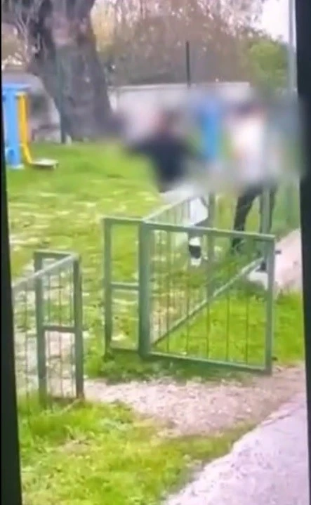 BODRUM'DA AKRAN ZORBALIĞI; &Ccedil;OCUĞU FECİ ŞEKİLDE DARP EDEREK BAYILTTI