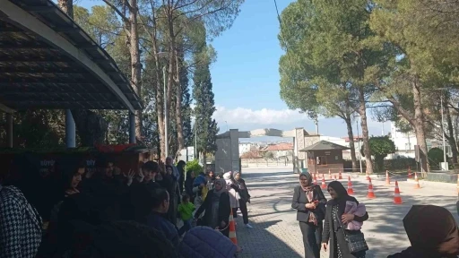 Bodrum&rsquo;da batan botta hayatını kaybeden g&ouml;&ccedil;menlerden 4&rsquo;&uuml; Denizli&rsquo;de toprağa verildi
