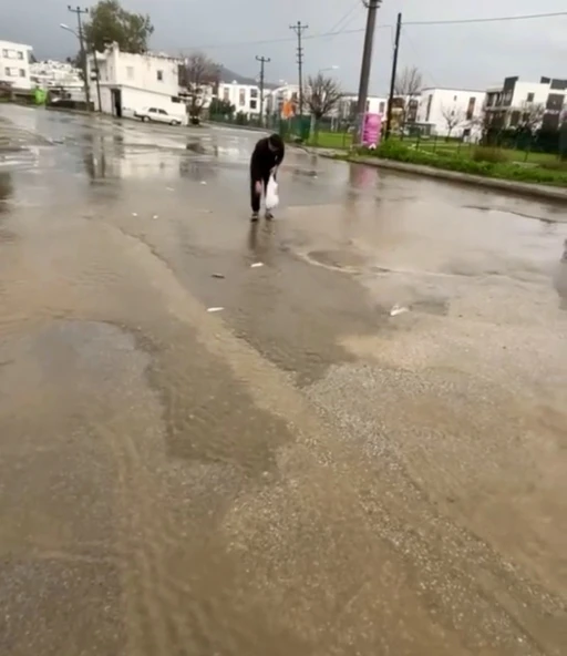 Bodrum&rsquo;da sağanak baskını