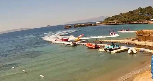 Bodrum’da su sporu kazası kamerada... Deniz yatağı, sürat teknesine çarptı: 3 yaralı
