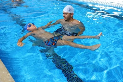 Bodrum'da Ücretsiz Yüzme Kursları Başladı