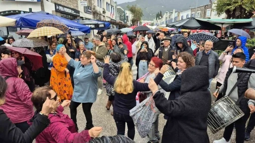 Bodrum’da yağmur altında festival
