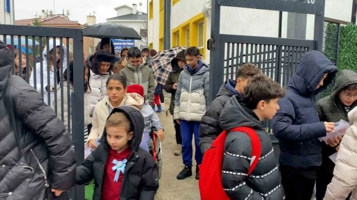 Bolu&rsquo;da 52 bin &ouml;ğrenci karne sevinci yaşadı
