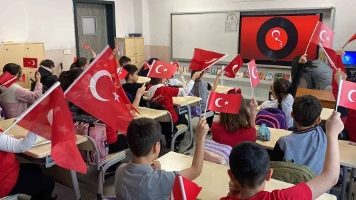 Bolu&rsquo;da 52 bin &ouml;ğrenci yeniden dersbaşı yaptı
