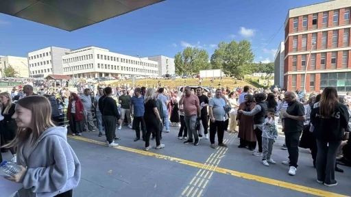 Bolu&rsquo;da binlerce &uuml;niversite adayı AYT i&ccedil;in ter d&ouml;k&uuml;yor
