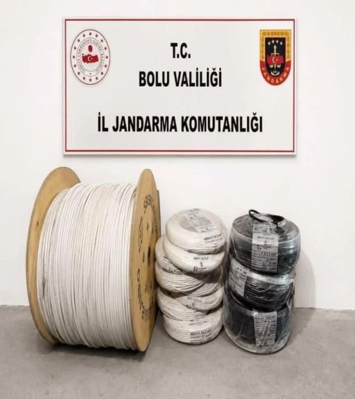 Bolu&rsquo;da kablo hırsızlarını JASAT ekipleri yakaladı
