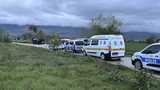 Bolu&rsquo;da konuşmaya &ccedil;ağırılan gen&ccedil;lere silahlı saldırı: 1&rsquo;i ağır 2 yaralı
