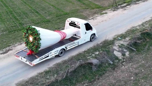 Bolu&rsquo;da oto kurtarıcıdan g&ouml;r&uuml;lmemiş evlilik teklifi
