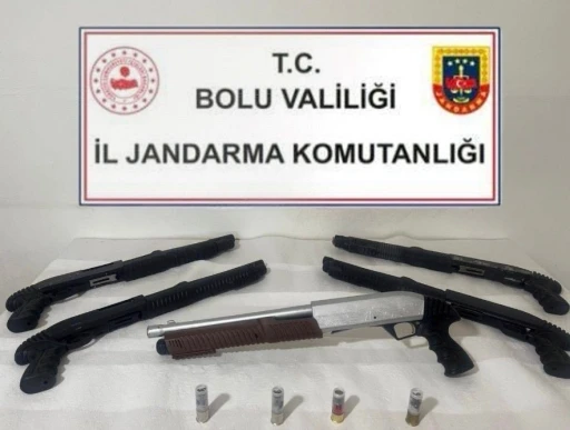 Bolu&rsquo;da ruhsatsız 5 av t&uuml;feği ele ge&ccedil;irildi
