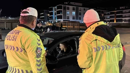 Bolu&rsquo;da trafik ekipleri bin 279 uygulama ger&ccedil;ekleştirdi
