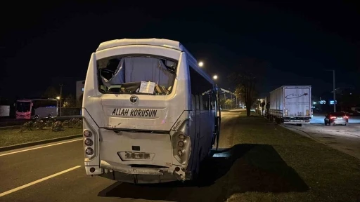 Bolu’da üç servis midibüsü çarpıştı: 11 yaralı
