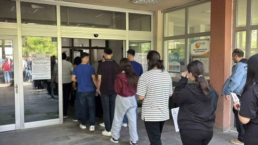 Bolu&rsquo;da YKS&rsquo;ye giren bir &ouml;ğrenci: "T&uuml;rkiye ma&ccedil;ını izledik b&uuml;t&uuml;n moralimizi bozdular"
