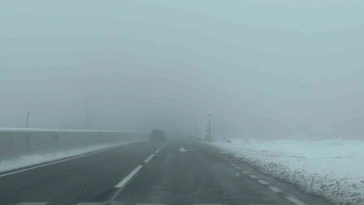 Bolu Dağı&rsquo;nda kar ve sis etkili oluyor
