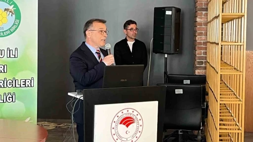Bolu Tarım ve Orman İl M&uuml;d&uuml;r&uuml; Zekariya Ar: "Bolu İli T&uuml;rkiye&rsquo;de arıcılık sekt&ouml;r&uuml; i&ccedil;in &ccedil;ok kıymetli"
