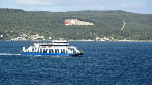 Bozcaada ve Gökçeada’ya poyraz fırtınası nedeniyle 2 gündür sefer yapılamıyor
