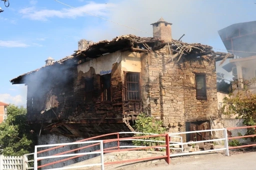 Bozdoğan’da ev yangını
