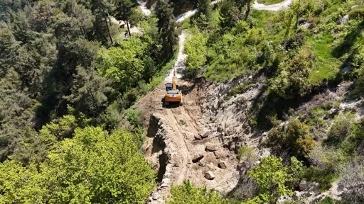 Bozdoğan&rsquo;da Madran Yayla yolunda &ccedil;alışmalar tamamlandı
