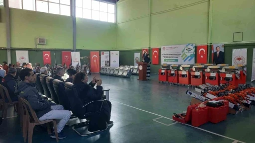 Bozkır&rsquo;da &ccedil;ift&ccedil;ilere makine ve ekipman desteği

