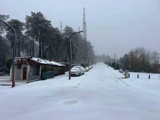 Boztepe beyaz gelinliğini giydi
