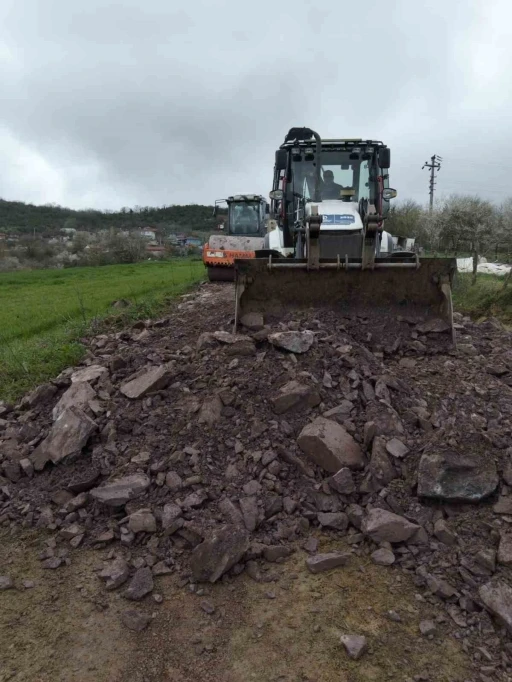 Bozulan yollara hızlı m&uuml;dahale
