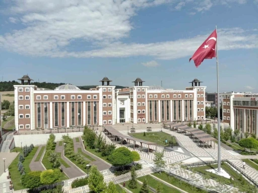BŞEÜ, akademik başarısını dünya listelerine taşıdı
