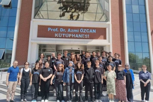 BŞE&Uuml; akademik birimleri lise &ouml;ğrencilerine tanıtıldı
