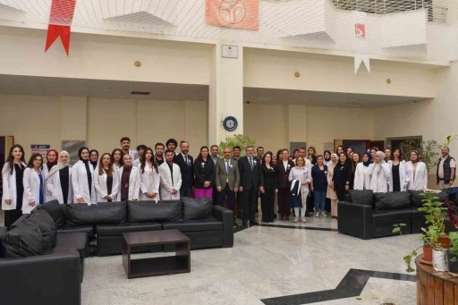 BŞE&Uuml;&rsquo;de Beyaz &Ouml;nl&uuml;k Giyme T&ouml;reni coşkuyla ger&ccedil;ekleşti
