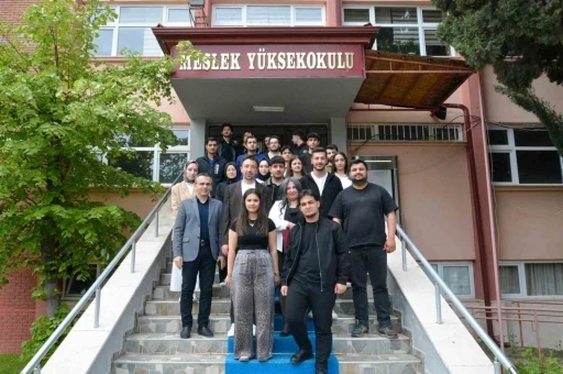 BŞE&Uuml;&rsquo;de demir &ccedil;elik sekt&ouml;r&uuml; &ouml;ğrencilerle buluştu
