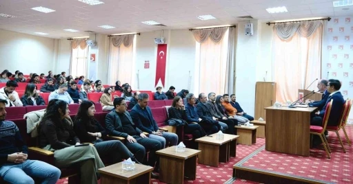 BŞE&Uuml;&rsquo;de tarımsal &ouml;ğretimin 180. yılı panelle ele alındı
