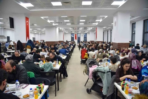BŞE&Uuml; personeli iftar yemeğinde bir araya geldi
