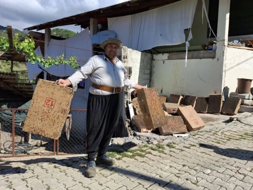 Bu da Adana usulü &quot;sinekle mücadele&quot;
