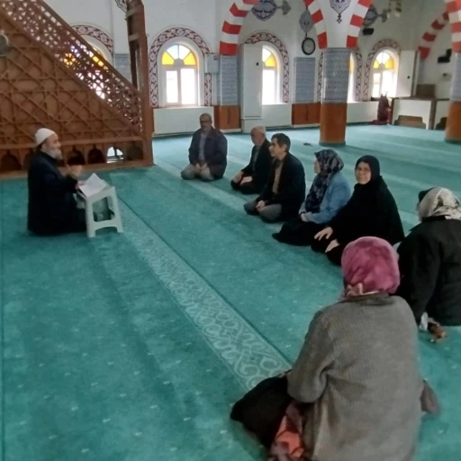 Buharkent&rsquo;te hacı adayları seminer verildi
