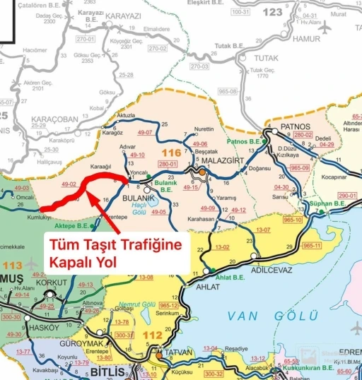 Bulanık-Kumlukıyı karayolu tipi nedeniyle ulaşıma kapatıldı
