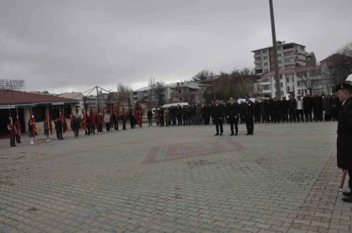 Bulanık&rsquo;ta 18 Mart Şehitleri Anma G&uuml;n&uuml; ve &Ccedil;anakkale Deniz Zaferi&rsquo;nin 111&rsquo;inci yılı kutlandı
