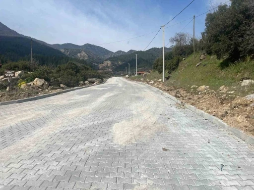 Buldan&rsquo;daki yılların yol sorununu Denizli B&uuml;y&uuml;kşehir Belediyesi &ccedil;&ouml;zd&uuml;
