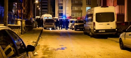 Bunalıma giren şahıs canına kıydı
