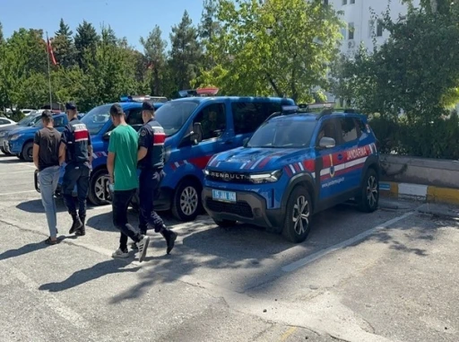 Burdur&rsquo;da 7 il&ccedil;ede "Narko Kapan" operasyonu: 2 tutuklama
