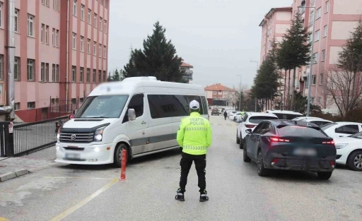 Burdur&rsquo;da okul &ccedil;evreleri ve servis ara&ccedil;larına y&ouml;nelik denetim

